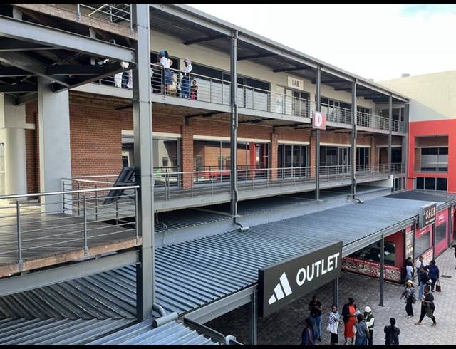 OFFICE PROPERTY TO RENT IN MILNERTON CENTRAL